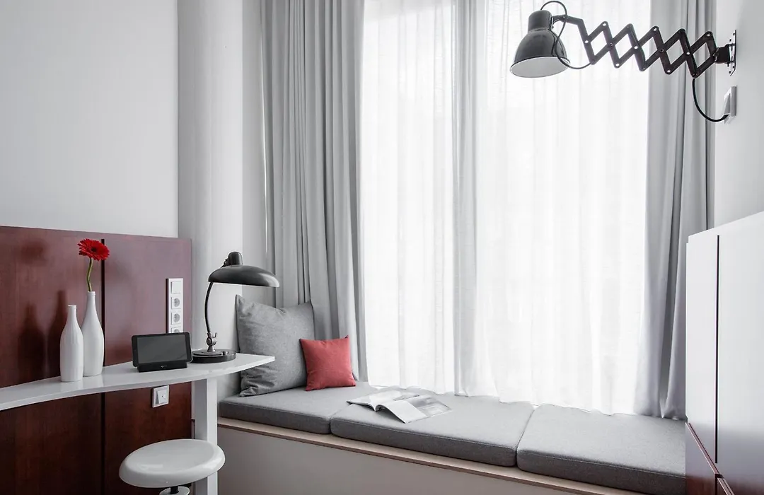 Ruby Lilly Hotel Munich By Ihg-1
